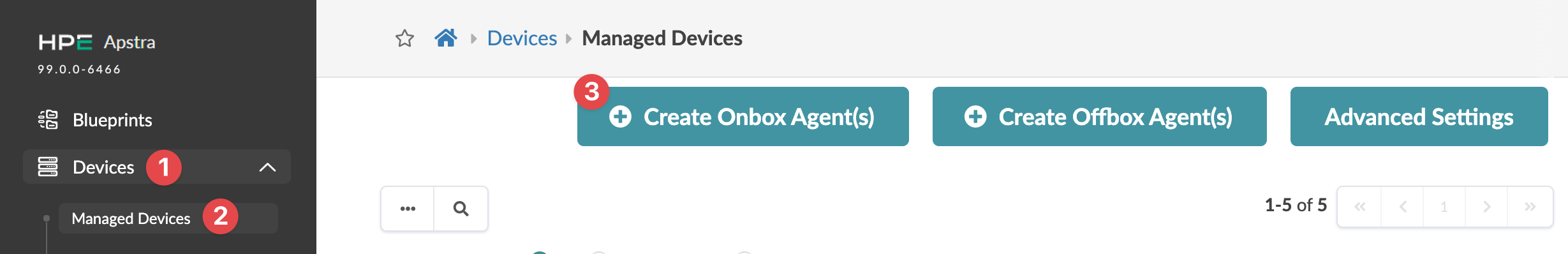 HPE Apstra interface showing Managed Devices section under Devices menu with options to create Onbox Agents, Offbox Agents, and access Advanced Settings. Navigation breadcrumbs at the top and pagination controls at the bottom right.