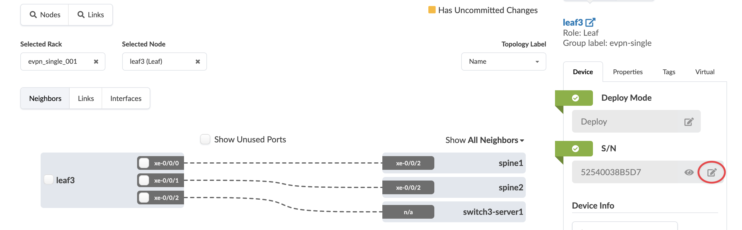 Network management tool screenshot showing rack evpn_single_001 and node leaf3 in Deploy Mode with S/N 52540038B5D7. Connections: leaf3 interfaces xe-0/0/0, xe-0/0/1, xe-0/0/2 linked to spine1, spine2, and switch3-server1. Options to view Neighbors, Links, Interfaces, and toggle unused ports. Uncommitted changes indicator visible.