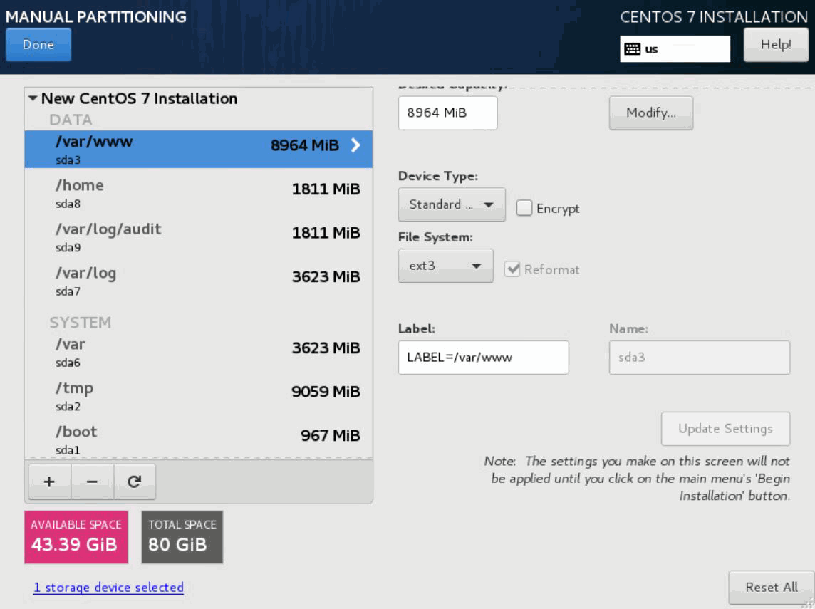 Manual partitioning screen for CentOS 7 installation showing partition list, details, available space, and buttons to modify partitions.